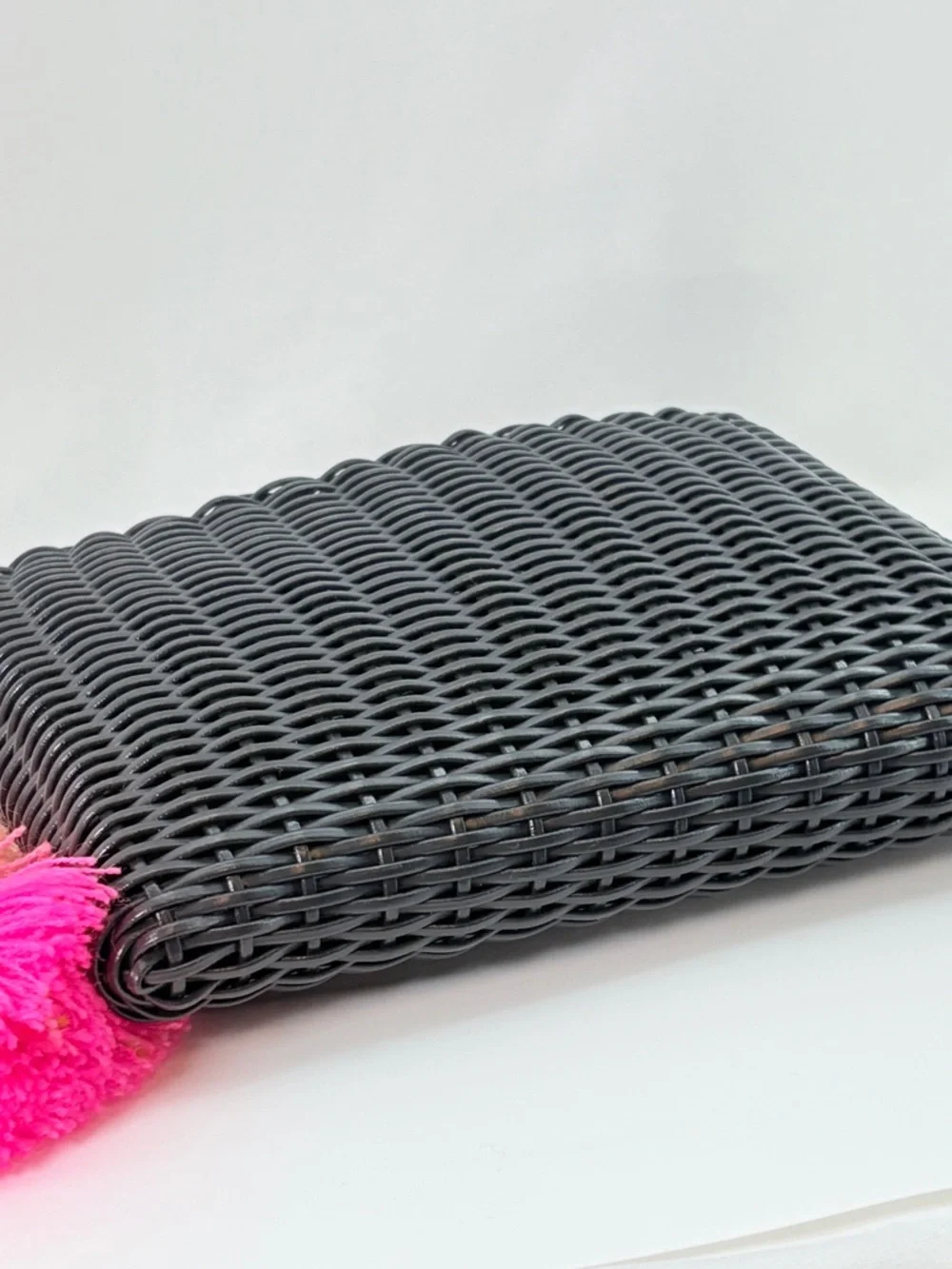 Squeeze De Citron Black Handcrafted Woven Clutch Fun Layered Tassel Summer Style - Picture 6 of 10